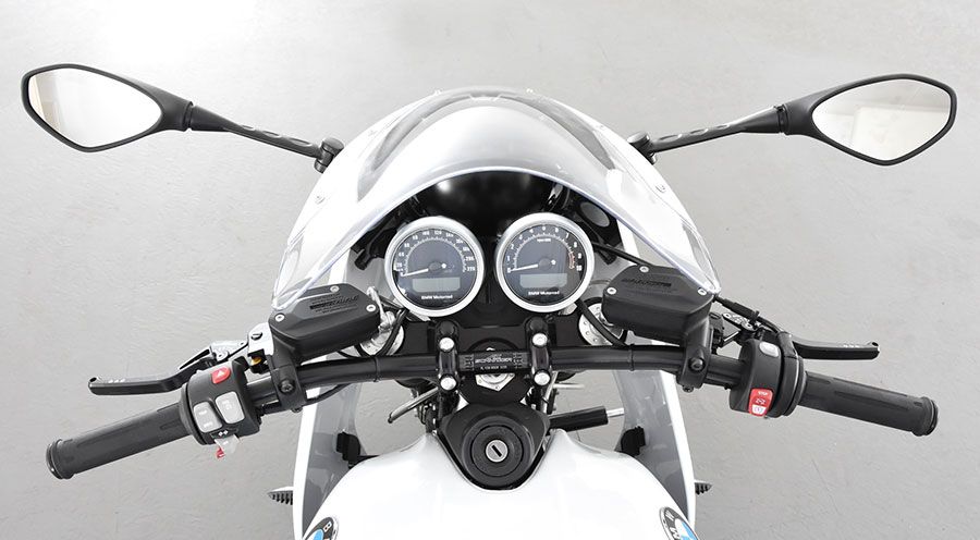 BMW R nine T Guidon Superbike