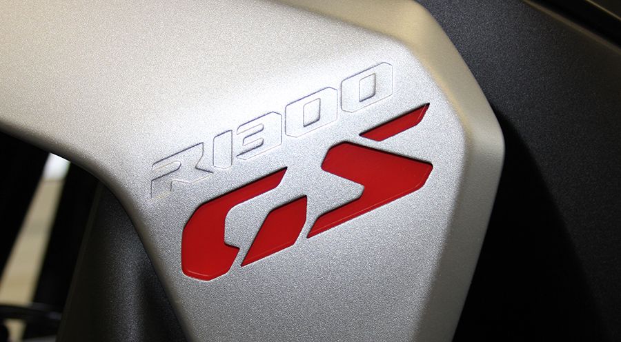 BMW R1300GS & Adventure Fond coloré pour le logo GS latéral