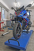 Conversion BMW R1300RS par Hornig